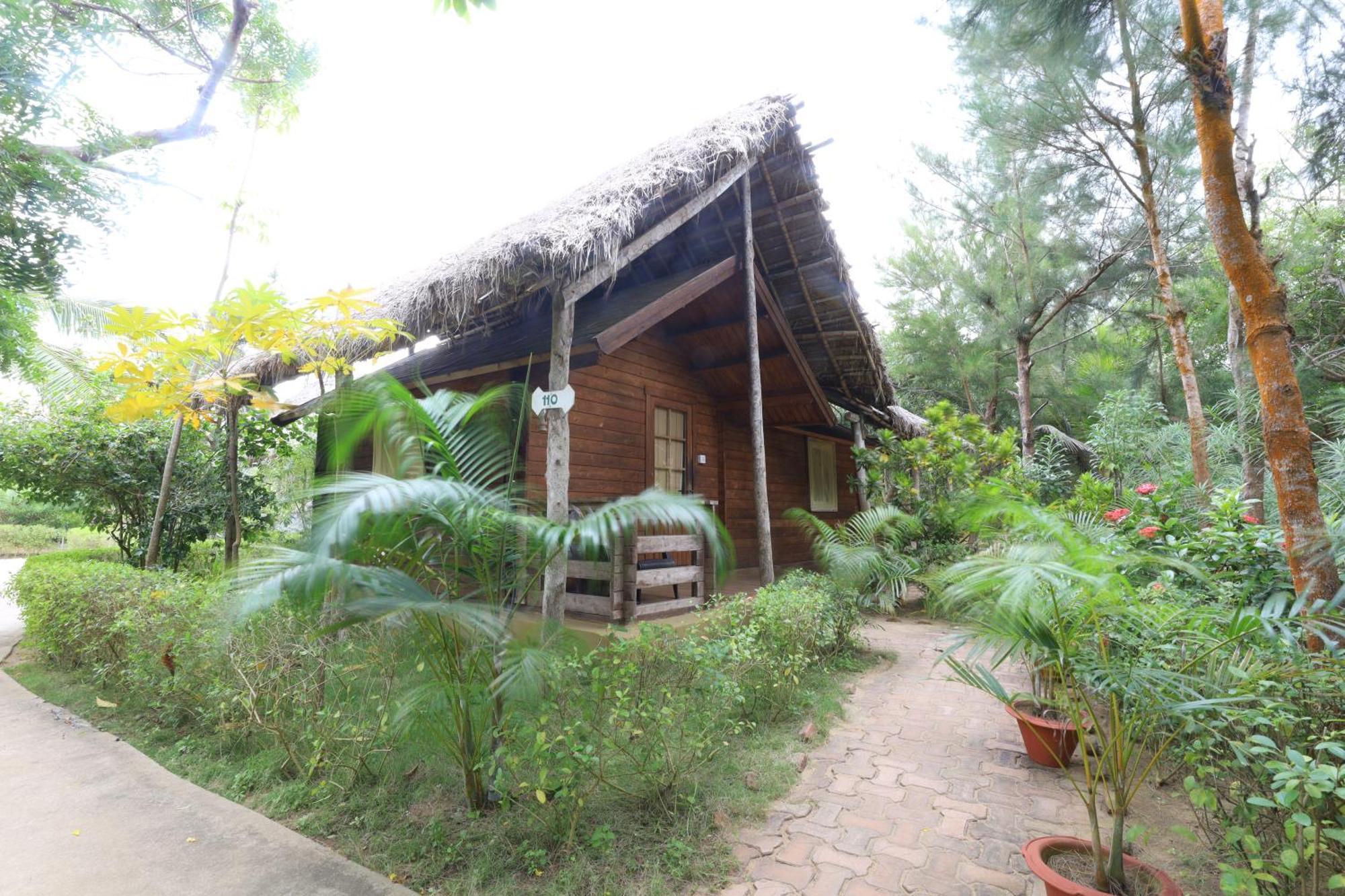 Lotus An Eco Resort Konark Exterior photo